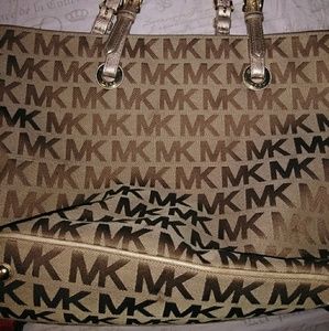 Michael Kors tote